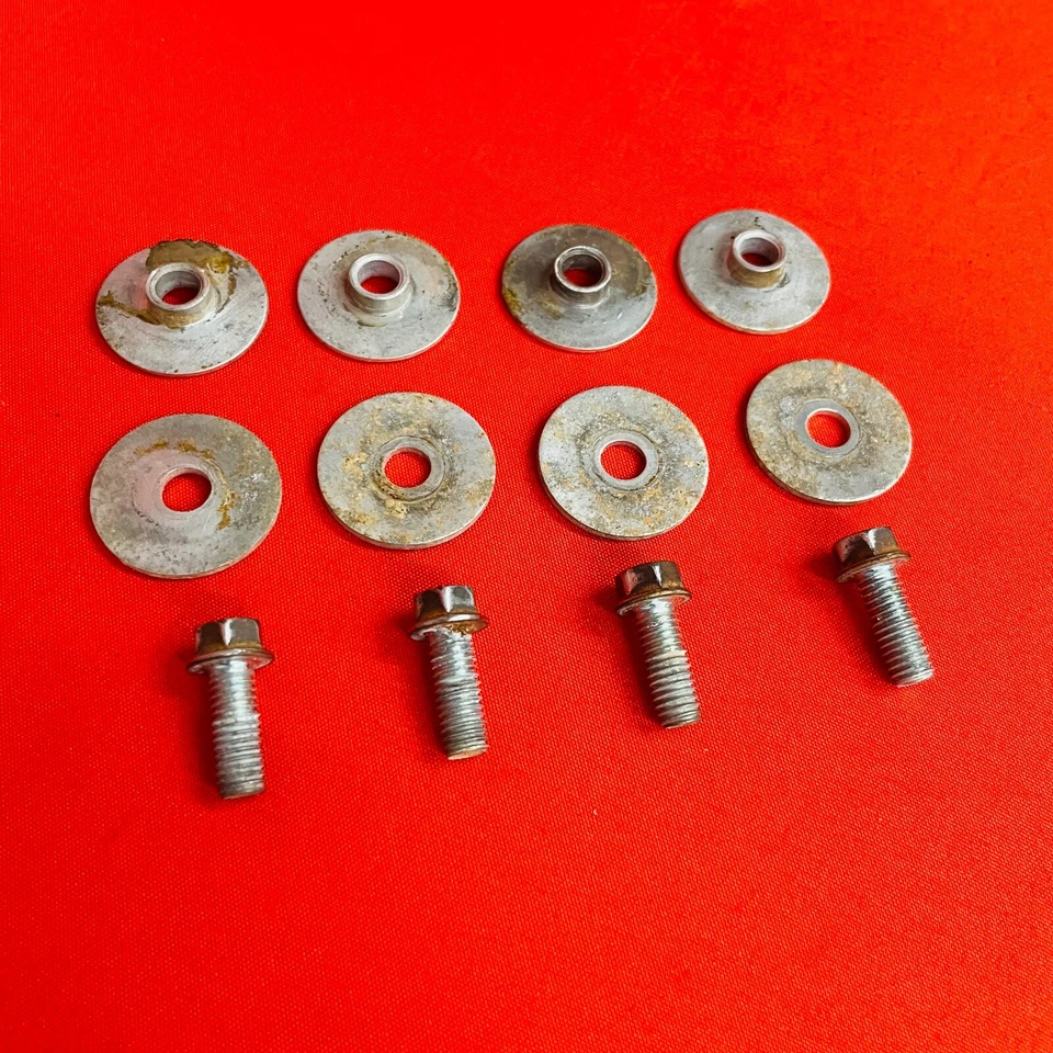 CR125 前挡泥板螺栓安装 正品 原始设备制造商 本田 CR 125 250 500 R (1995 - 2008) — 第 2/4 张图片