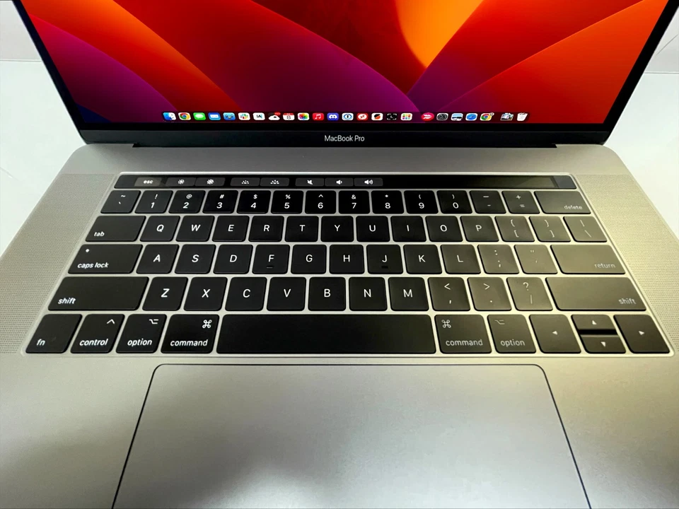 MacBook Pro 15" Touch Bar - 2.9 i7 Radeon 560 512GB SSD 16GB RAM + Warranty - Image 4 of 4