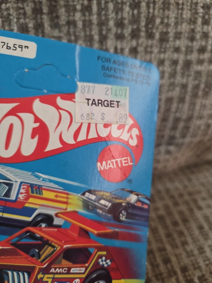 VINTAGE 1979 Hot Wheels White Ramblin' Wrecker Die-Cast No 7659 Blue Card, NIP! - Image 3 of 4