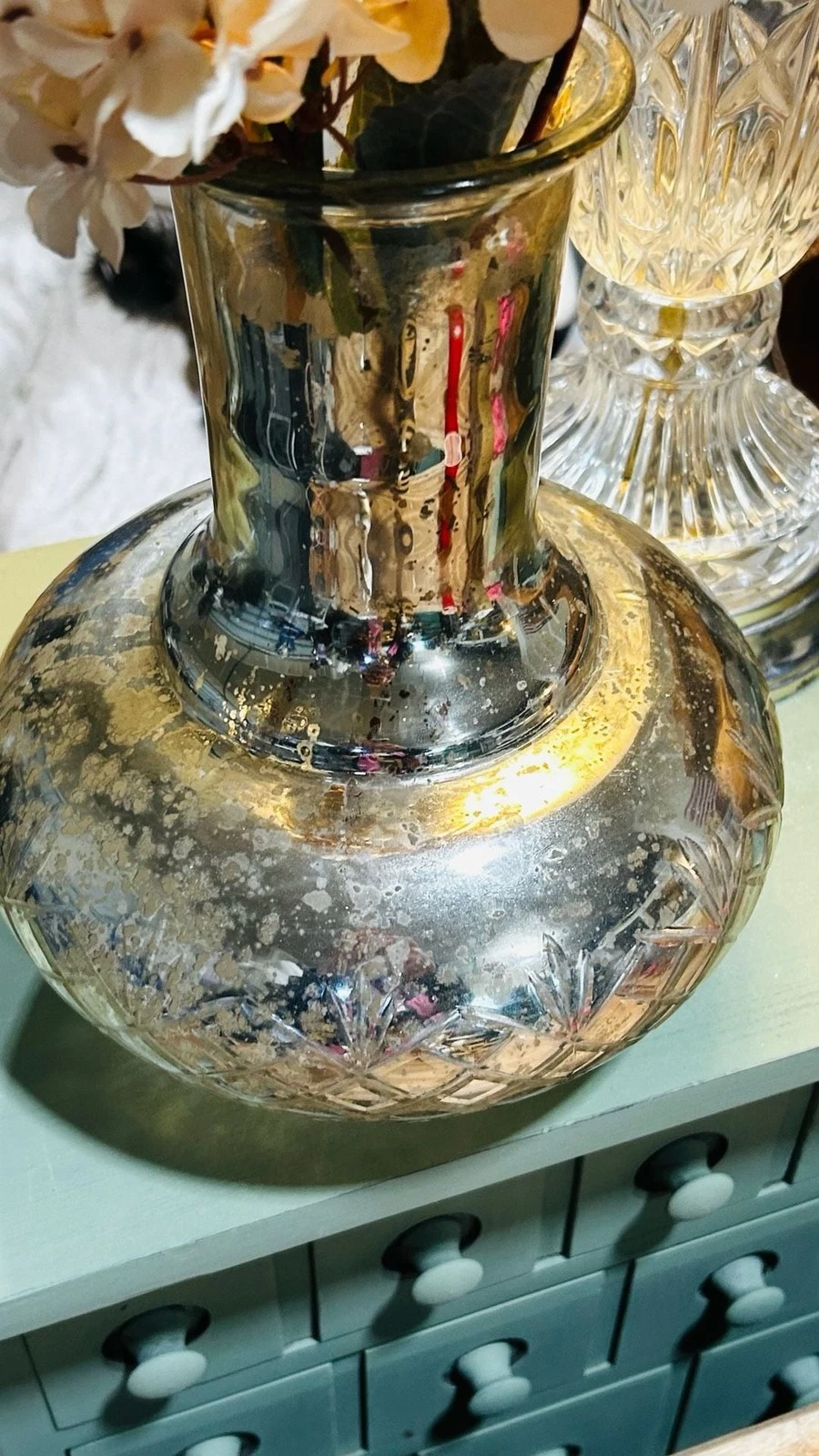 Pottery Barn Large Tall Kingsley Mercury Glass Round 11” Vase Christmas Silver
Opens in a new window