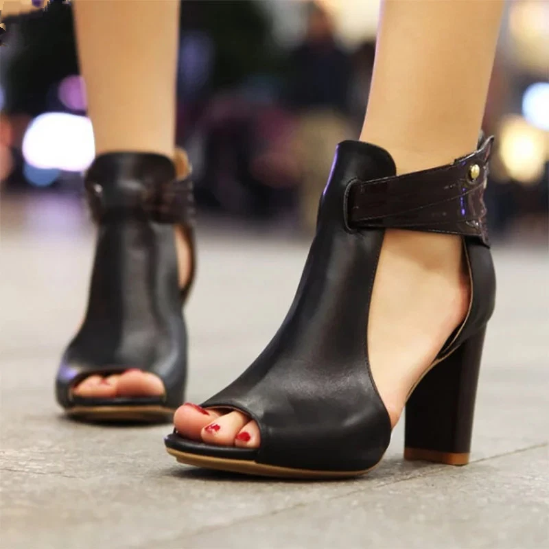Plus size shop peep toe booties