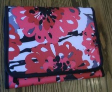 Thirty One BOLD BLOOM Tri-Fold Organizer iPad or Tablet Case With Pockets NWOT