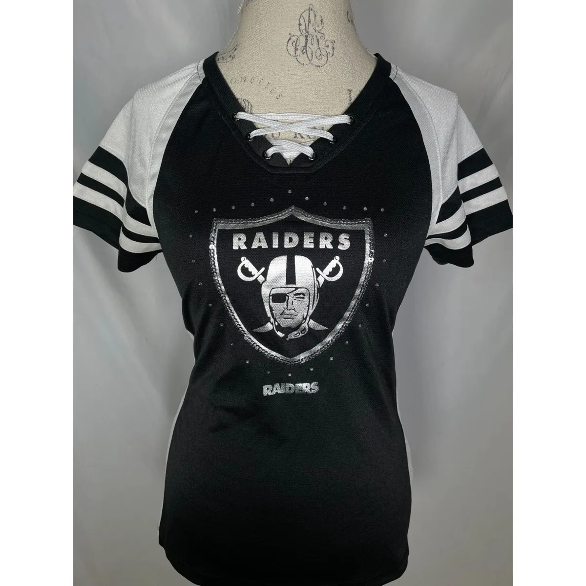 womens raiders outfit