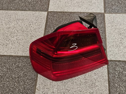 BMW E90 3er  Rückleuchte Heckleuchte Rücklicht Links 6937457