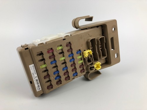 Subaru Legacy Outback Fuse Relay Junction Box 2010-2012 82201AJ00A - Picture 1 of 9