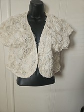 CHARLIE /RSVP Cropped Shrug Women's Size M/L Cream Rose Floral Bolero Classic