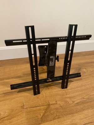 Sanus Accents AMF112 Full Motion TV Wall Mount Bracket 26-47 inch Swivel Tilt