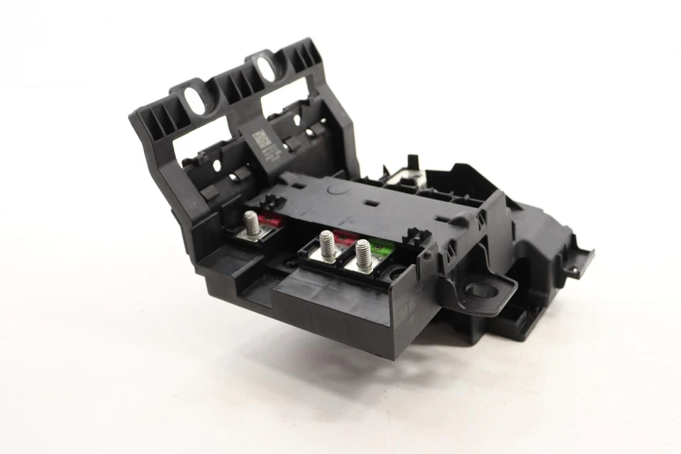 2018 - 2021 BMW X4 G02 REAR TRUNK POWER DISTRIBUTOR JUNCTION POINT OEM 6841701 - Image 2 of 4