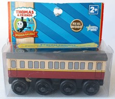 Rare 2009 Thomas  Friends Wooden Railway Express Coaches Learning Curve New 