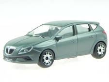 Lancia Nuova Delta HPE grey modelcar 30251 Bburago 1:43