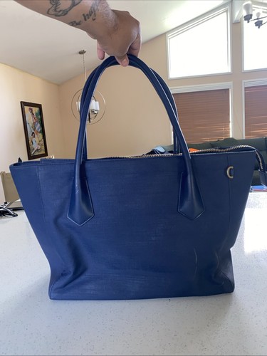 DAGNE DOVER Signature Legend Tote Bag  Vegan Gold Tone Hardware - Picture 1 of 4