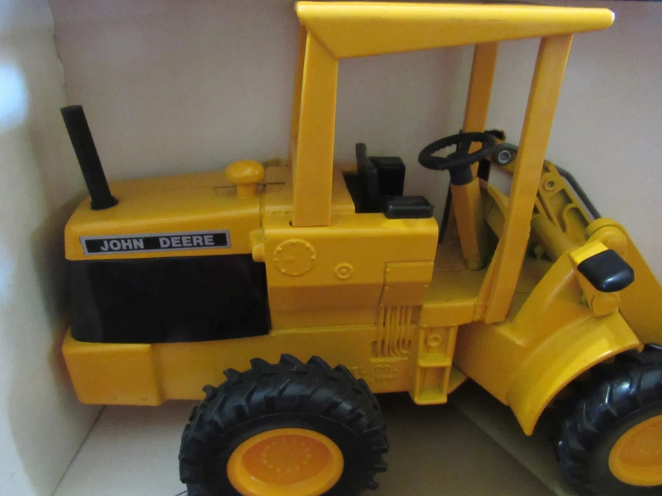 Cargador John Deere ERTL 1/16 #507 - NUEVO EN CAJA Foto 2 de 4