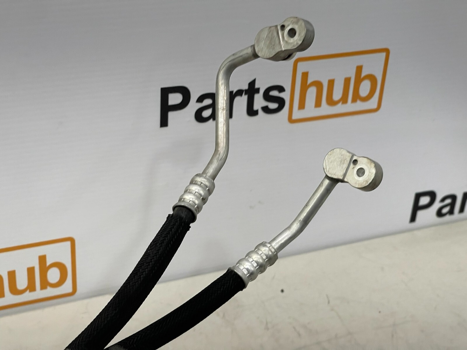 2014-2020 BMW I8 OEM AC A/C Air Conditioning Refrigerant Hose Pipe Line