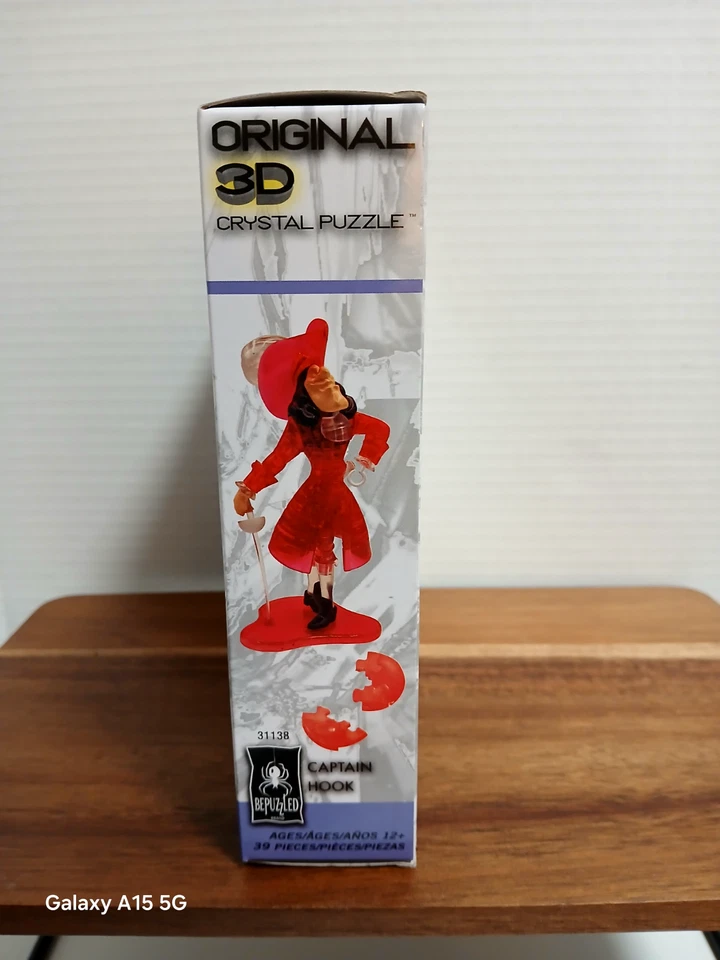 Rompecabezas de cristal 3D original Disney desconcertado - Capitán Garfio Foto 3 de 3