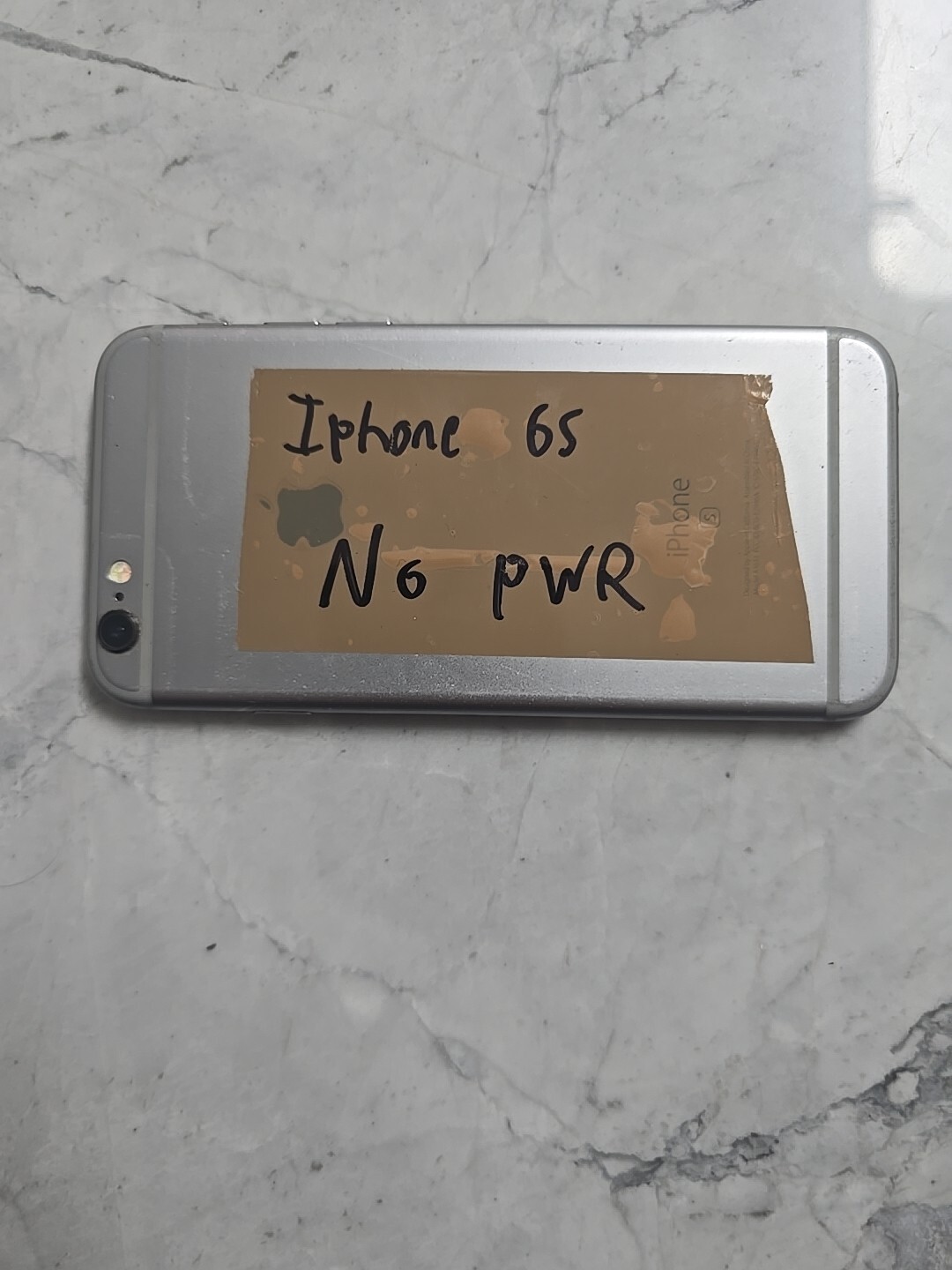 Apple iPhone 6s Silver FOR PARTS (NOT WORKING)