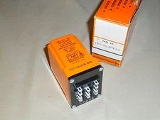 DIVERSIFIED ELECTRONICS  TDT-24-AFB-015 time delay relay (NIB)