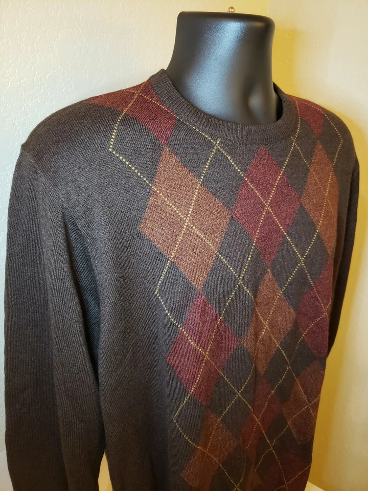 $1650 Prada Argyle Beautiful Brown Sweater Made in Italy Size XL - Image 2 of 4