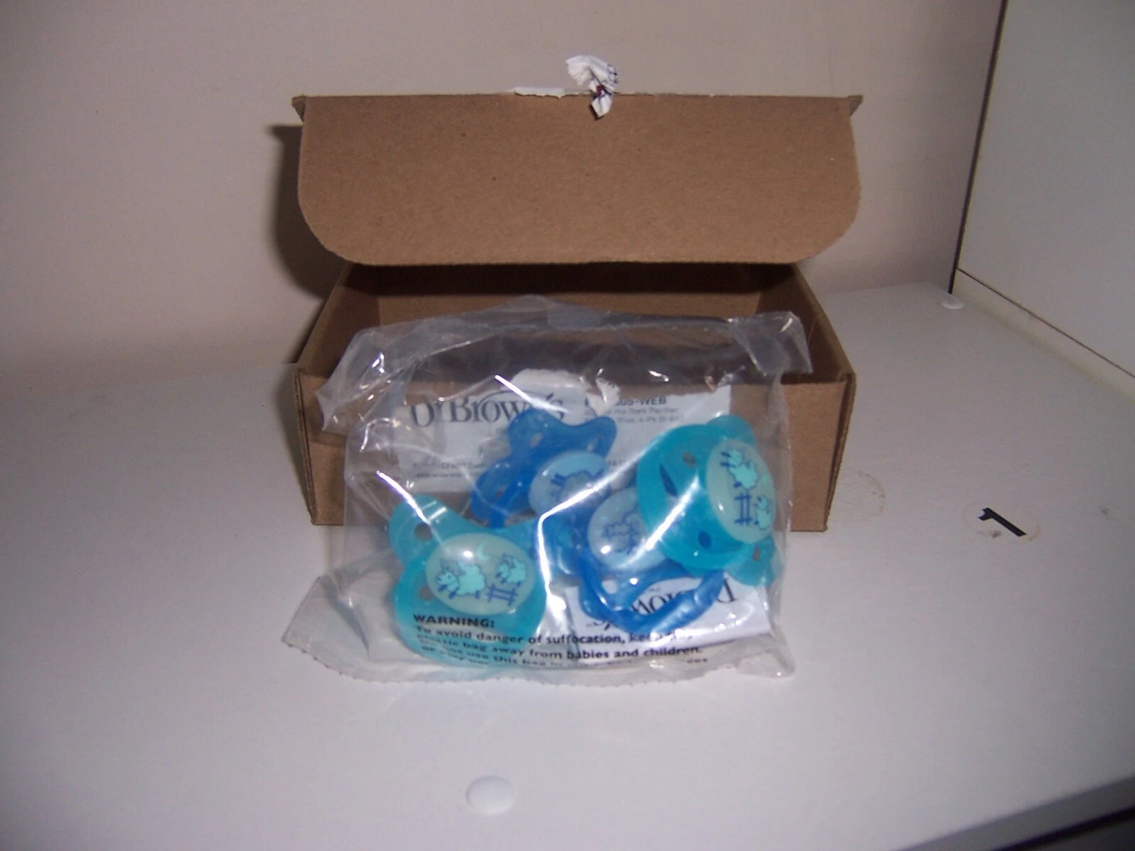 Pacifier glow in the dark pacifiers 0-6months New