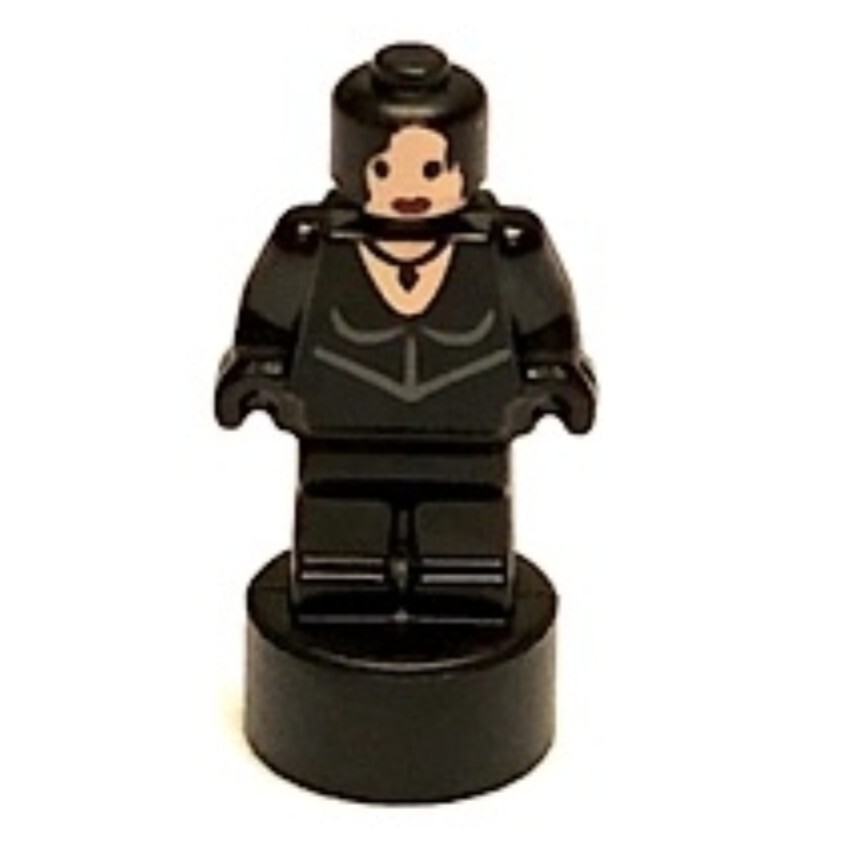 LEGO Harry Potter Minifigure Bellatrix Lestra Statuette Trophy Hogwarts  Castle