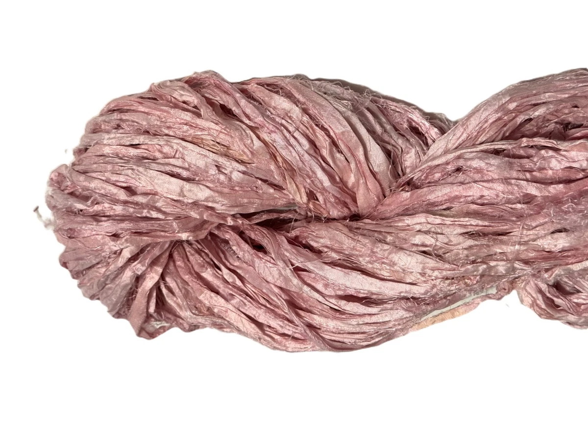 KATIA Alaska 68 limoengroen – Super Bulky Garen – Acrylmix