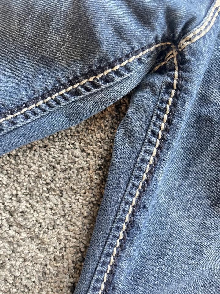 Jeans True Religion para Homens 42x34 Reto Mega T Costura Grossa Nat Midnight 5012 - Imagem 4 de 4