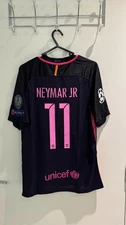 Barcelona 2016-17 Away Shirt NEYMAR JR NO.11 - CHAMPIONS LEAGUE EDITION (S-XXL)