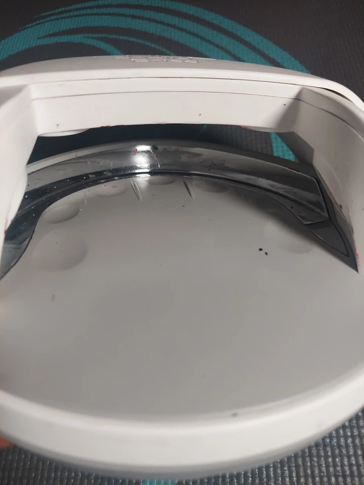 Lámpara de uñas LED CND 09200 Shellac Brisa Gel Luz de curación UV 3C probada SIN cable de alimentación Foto 2 de 4