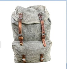 Schweizer Armee Rucksack 1953 Original (klein)mit Leder Riemen.