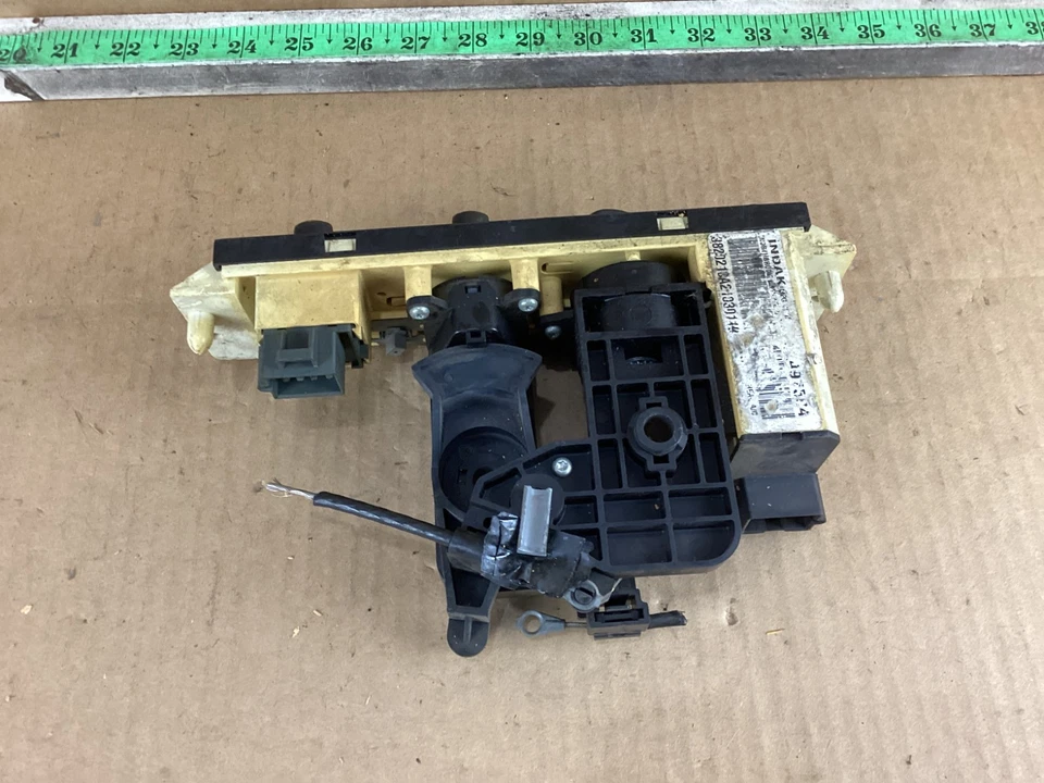 Chevrolet Cavalier 2003-2005 interruptor de control de temperatura de calefacción de aire acondicionado Foto 4 de 4