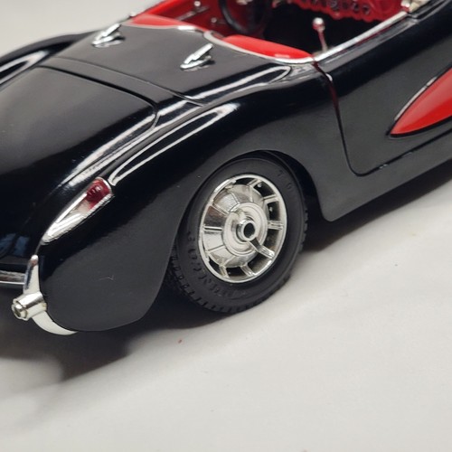 1957 Chevy Corvette Convertible 1/18 Diecast Model Black and Red Burago - No Box - Picture 9 of 17