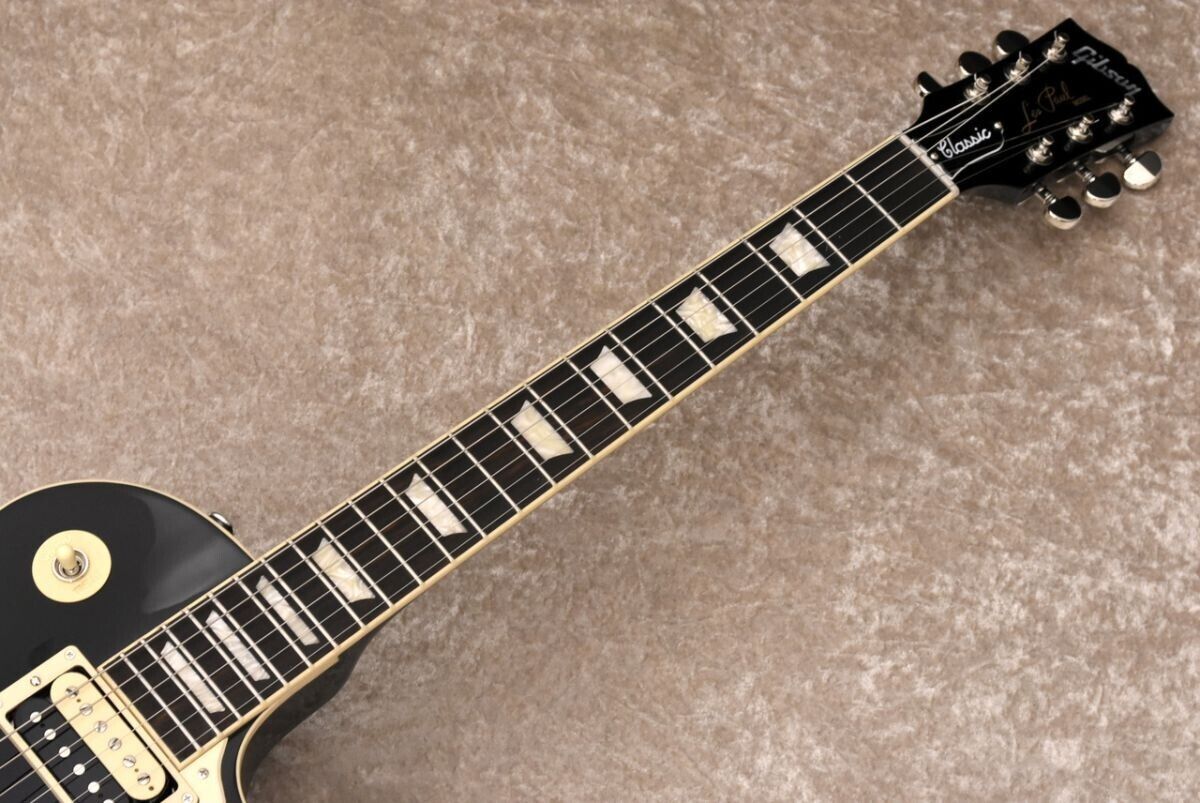 Gibson Les Paul Classic Electric Guitar - Ebony for sale Gibson Les Paul Classic Electric Guitar - Ebony for sale