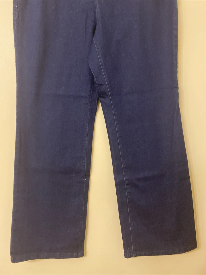 Avenue 1432 Denim Women’s Size 18 Bootcut Stretch Dark Wash Zip Jeans NWT - Image 2 of 4