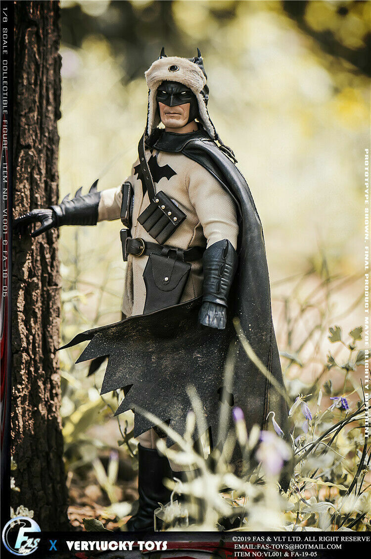 FASToys 1/6 FA-19-05 Bat-Man Red Son Action Figure W/two FASToys 1/6 FA-19-05 Bat-Man Red Son Action Figure W/two