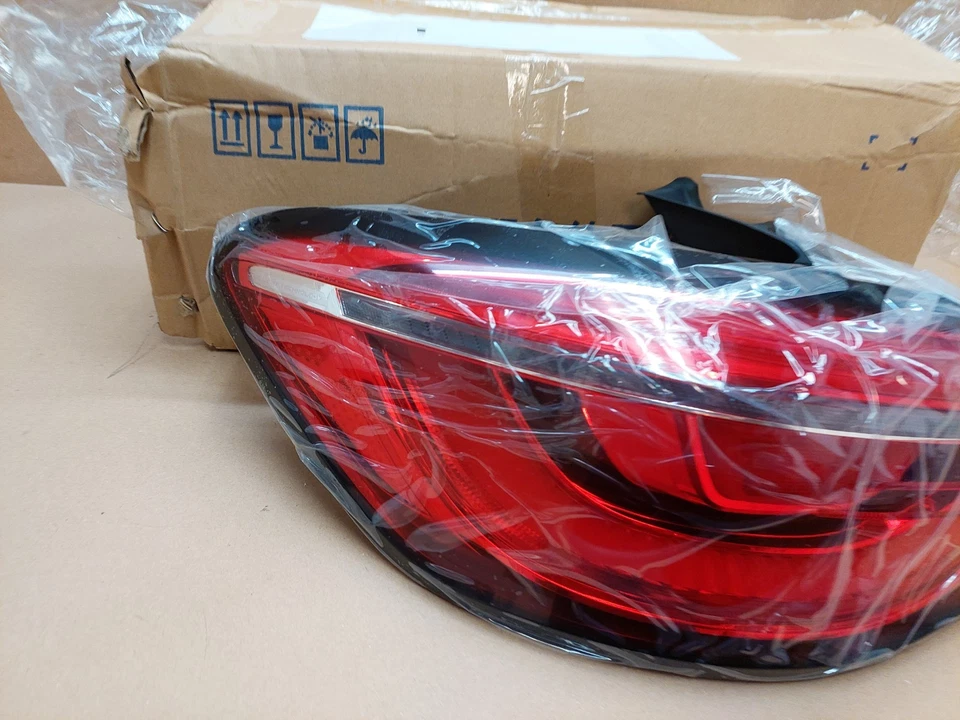 MG HS Rear Left Side Outer Taillight Tail Light 10420733 2018-2023 Genuine NEW - Image 3 of 4