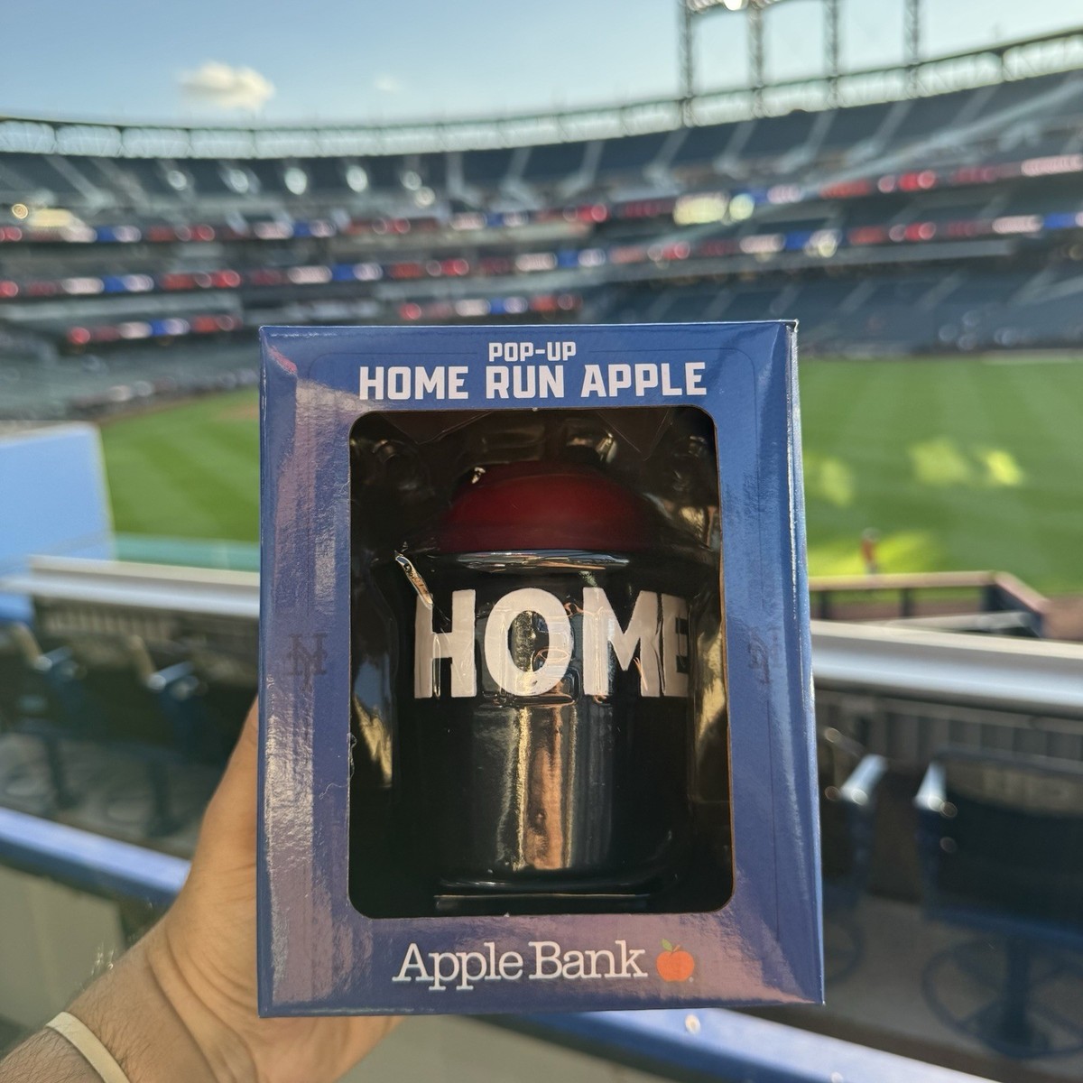 2025 NEW YORK METS POP UP HOME RUN APPLE SGA 9/19/25 IN HAND 2025 NEW YORK METS POP UP HOME RUN APPLE SGA 9/19/25 IN HAND