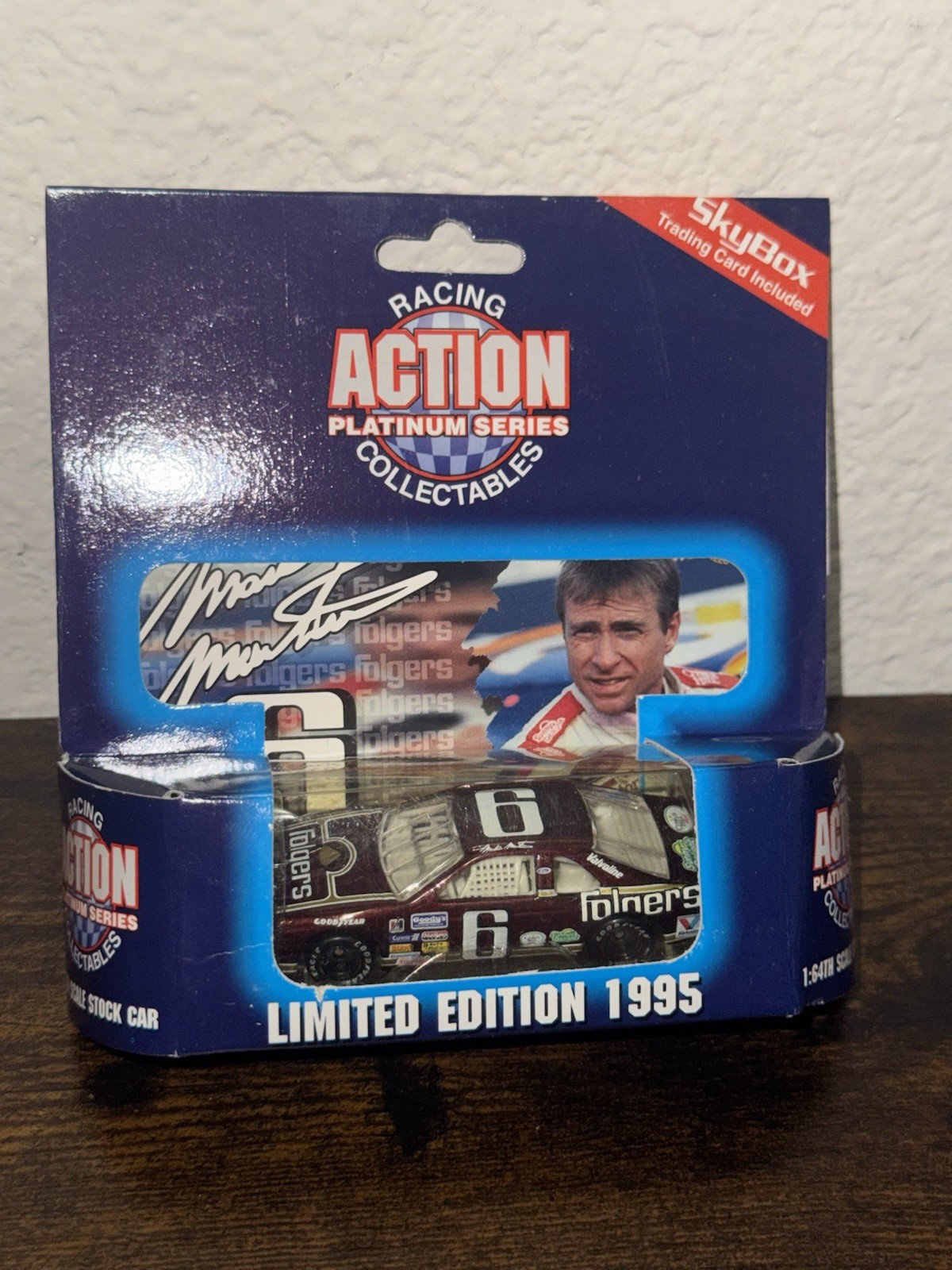 Action Platinum Skybox 1995 Mark Martin #6 Folgers Thunderbird 1/64 Scale New