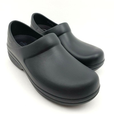 crocs non slip black shoes