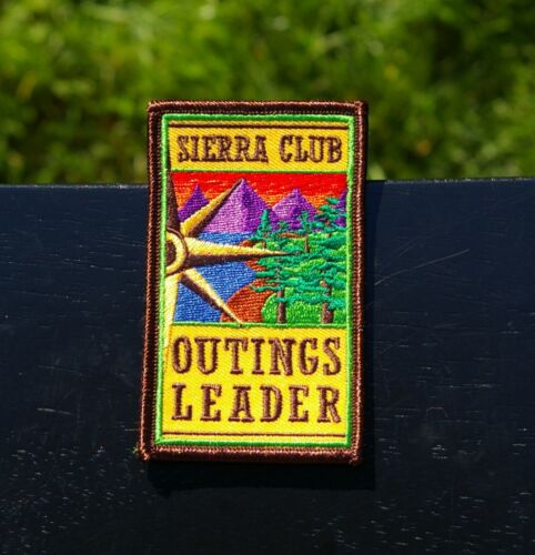 Sierra Club Outings Leader 3 1/2" x 2 1/8" patch brodé - Photo 1/2