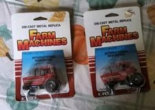 2 Farm Machine 1/64 International Harvester Die-cast Metal Replicas