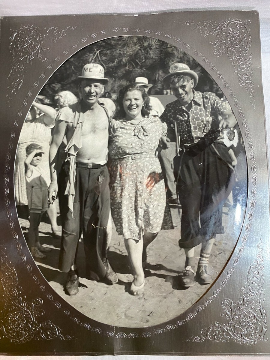 VTG Old Photo Happy Lady Summer Dress w 2 Men Hobo Costume Party/Festival  10 x 8 | eBay