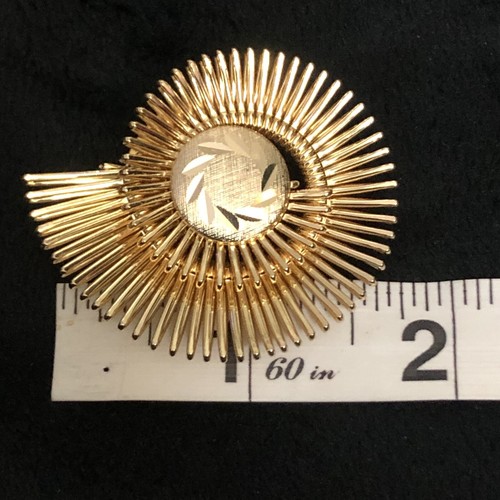 Clip sciarpa vintage Germania Ovest incisa tono oro - Foto 3 di 3