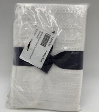 Pottery Barn Noah Solid Textured Cotton Sham White Standard #G403X