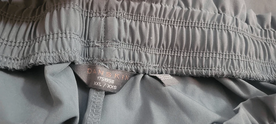 Shorts femininos Danskin bolsa de papel, clima tempestuoso, tamanho XXL - Imagem 4 de 4