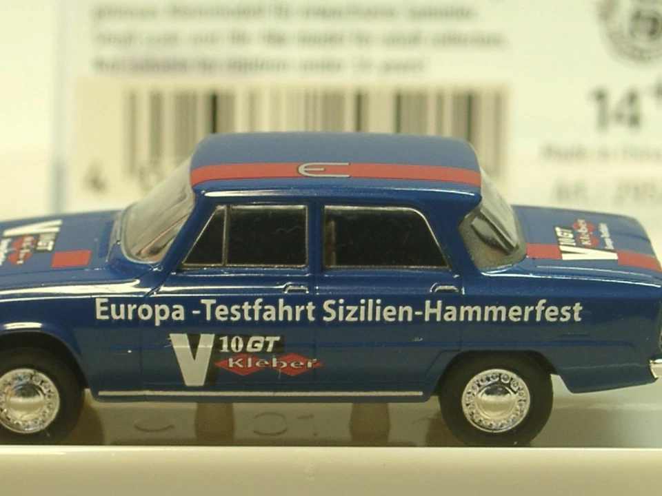 29521 Brekina HO 1:87 Alfa Romeo Giulia super 1600 prova su strada colore blu - Immagine 3 di 3