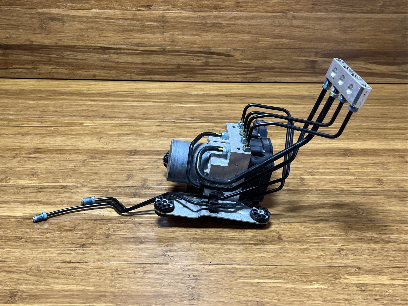 Rolls-Royce Dawn 2017-2023 Abs control module