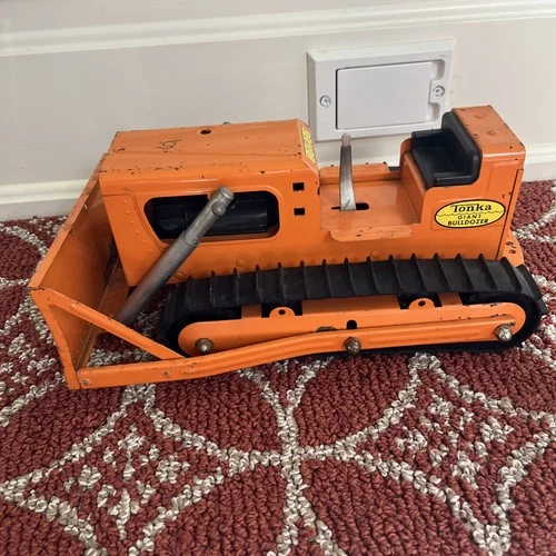 1960s TONKA TOYS Giant Bulldozer Vintage Orange Pressed Steel Toy Tractor