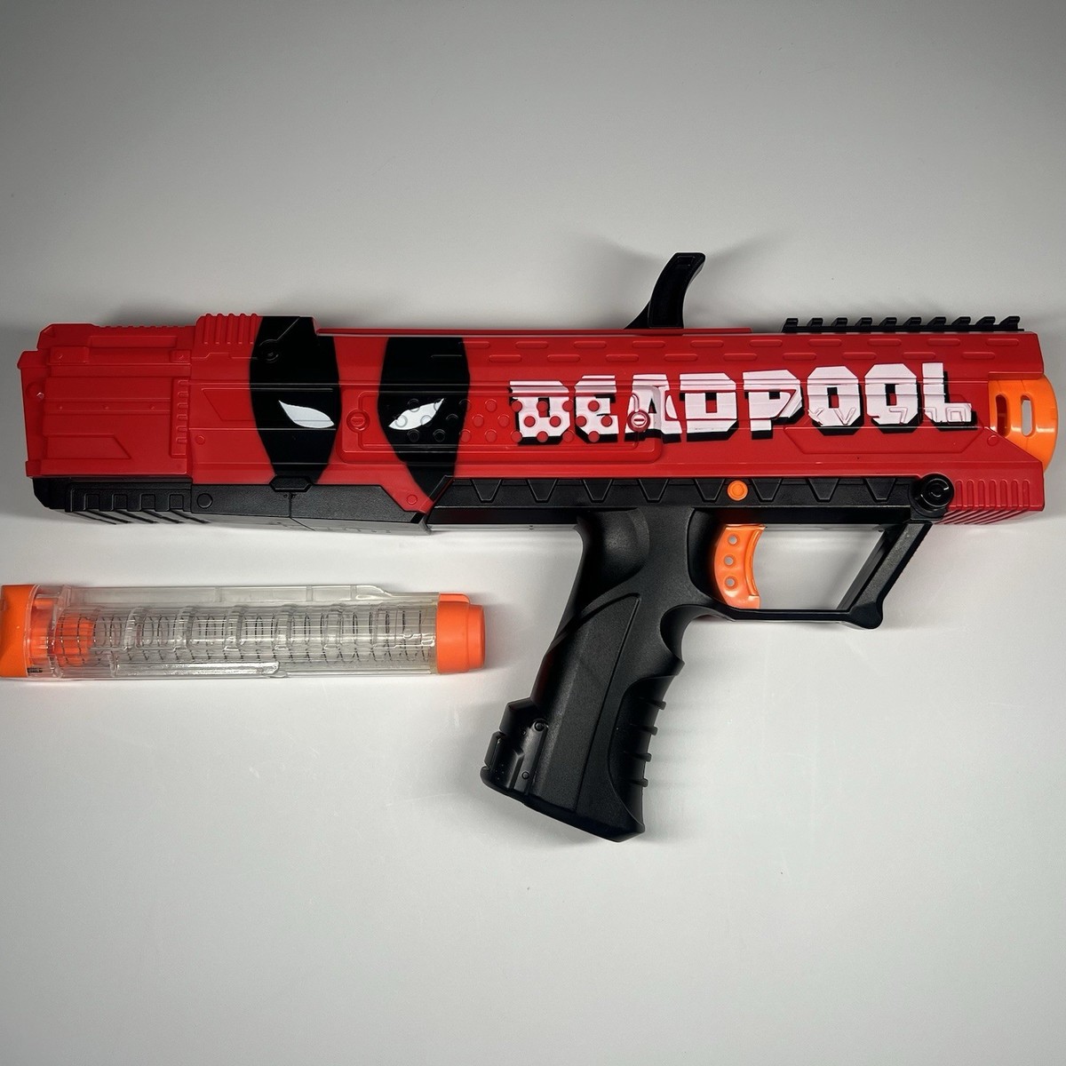 ナーフRIVAL 1500 エアソフトガン 赤黒 NERF Rival Apollo XV-700 Deadpool Edition Blaster w/ Magazine +