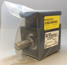 Bosch Rexroth R039023001 Drive End *NEW