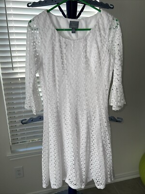 White Lace Dress. Nice and Pretty,size 8, Brand New