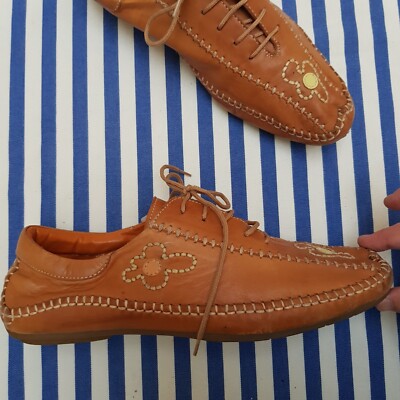 Süße Halbschuhe von Coty Noir, 39, hellbraun, Blumen-Stickereien in beige gelb